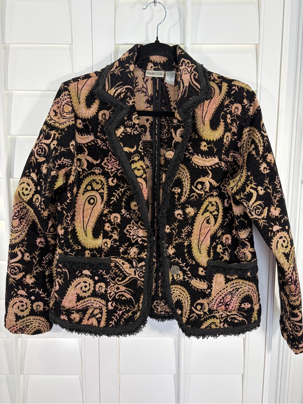 Chico's Vintage Black & Gold Paisley Knit Open Blazer Jacket (1) - Picture 2 of 7